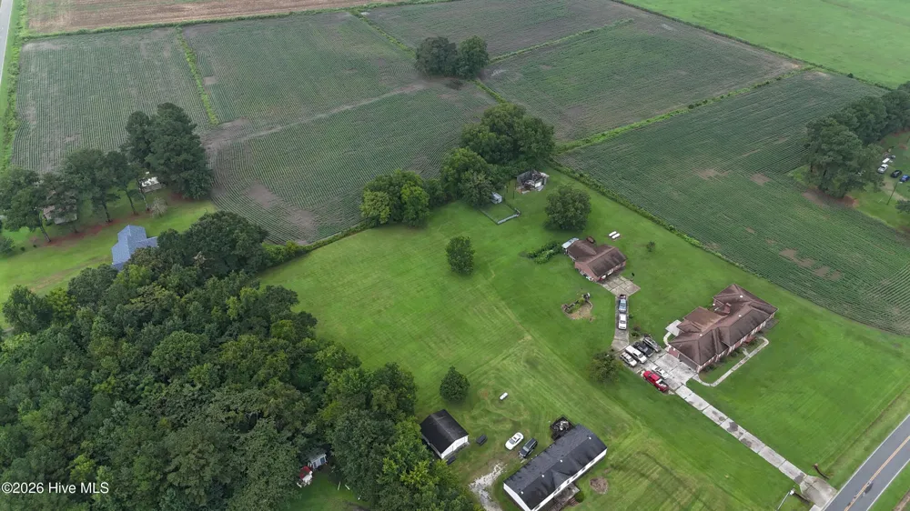 Near 128 Bay Rd. Rose Hill, NC 28458