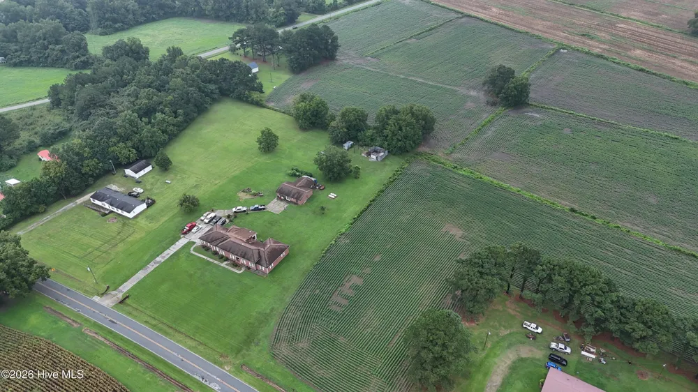 Near 128 Bay Rd. Rose Hill, NC 28458