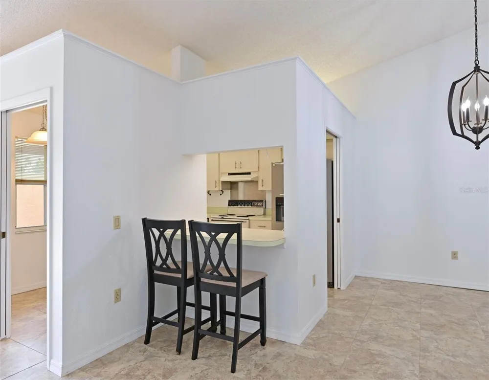 5506 37TH STREET E #4 Bradenton, FL 34203
