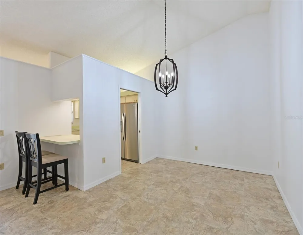 5506 37TH STREET E #4 Bradenton, FL 34203