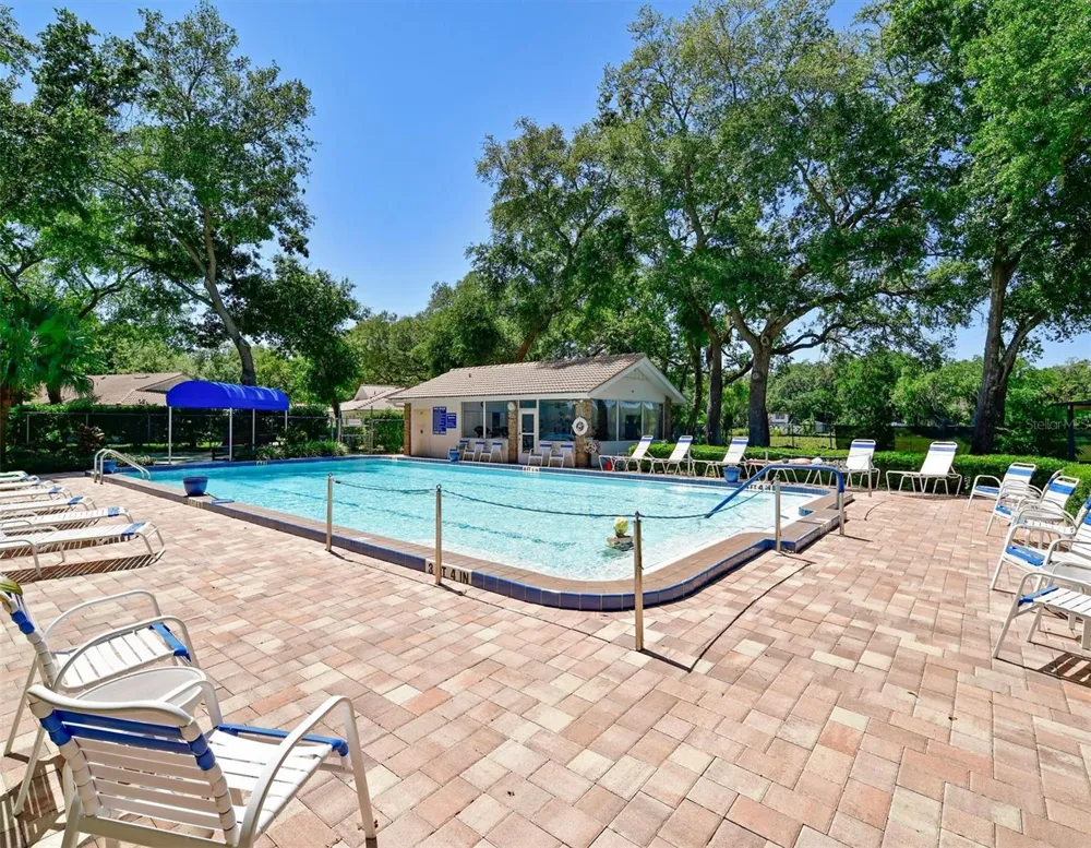 5506 37TH STREET E #4 Bradenton, FL 34203