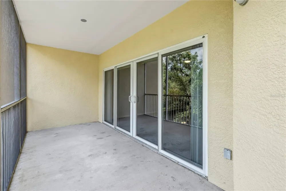 960 STARKEY ROAD #2202 Largo, FL 33771