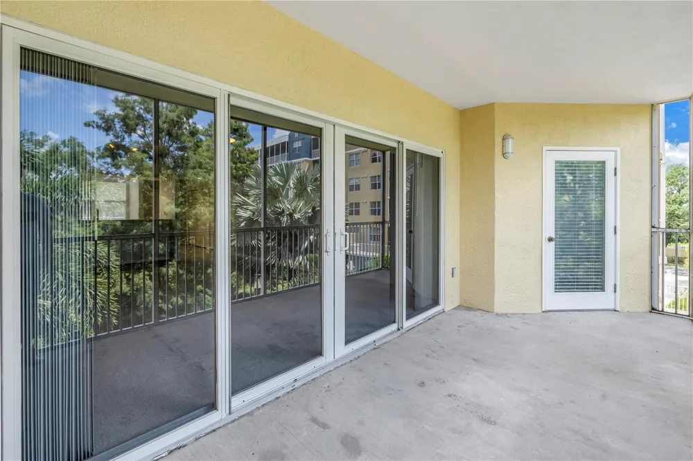 960 STARKEY ROAD #2202 Largo, FL 33771