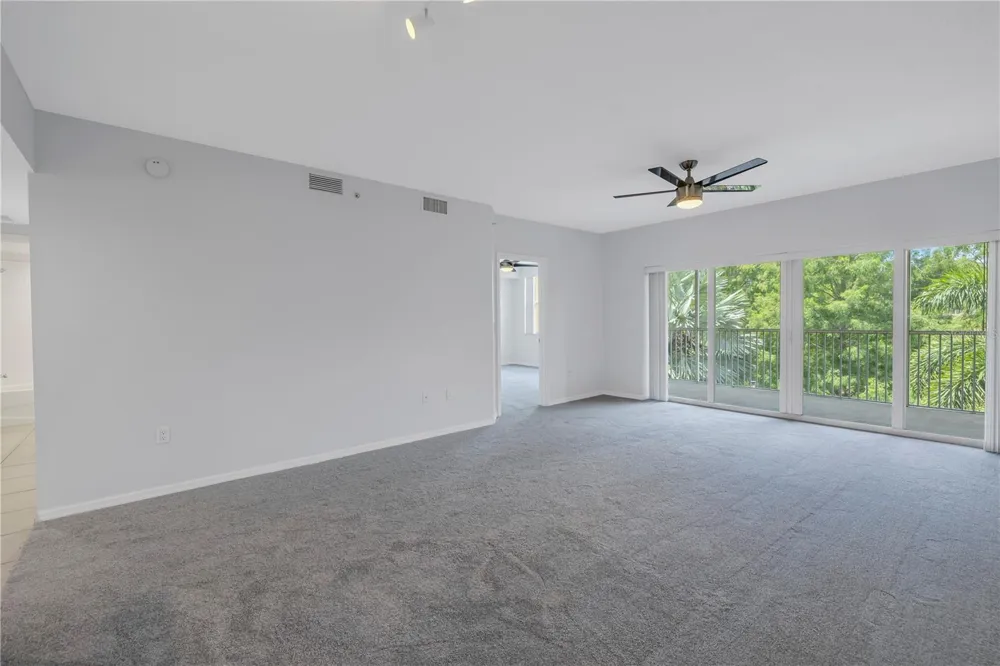 960 STARKEY ROAD #2202 Largo, FL 33771