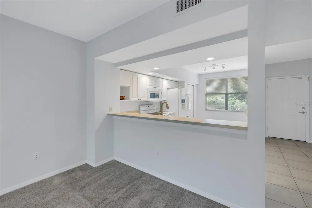 960 STARKEY ROAD #2202 Largo, FL 33771