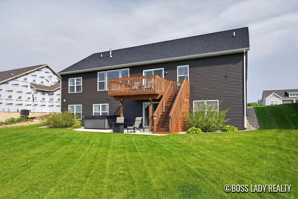 9560 Fields Drive #37 Zeeland Charter Township, MI 49464