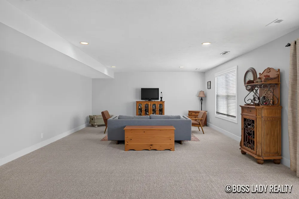 9560 Fields Drive #37 Zeeland Charter Township, MI 49464