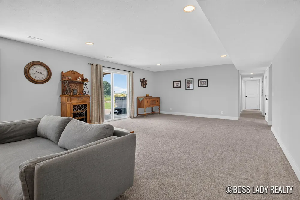 9560 Fields Drive #37 Zeeland Charter Township, MI 49464