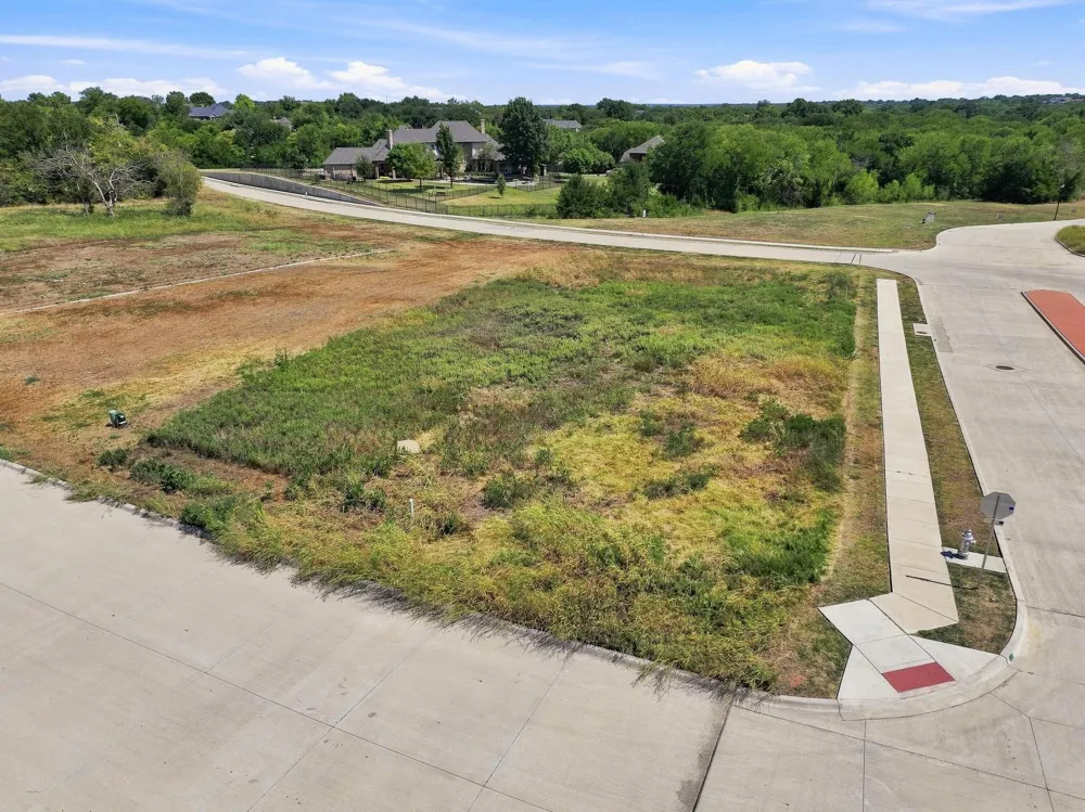2612 Stonecrest Drive Sherman, TX 75092