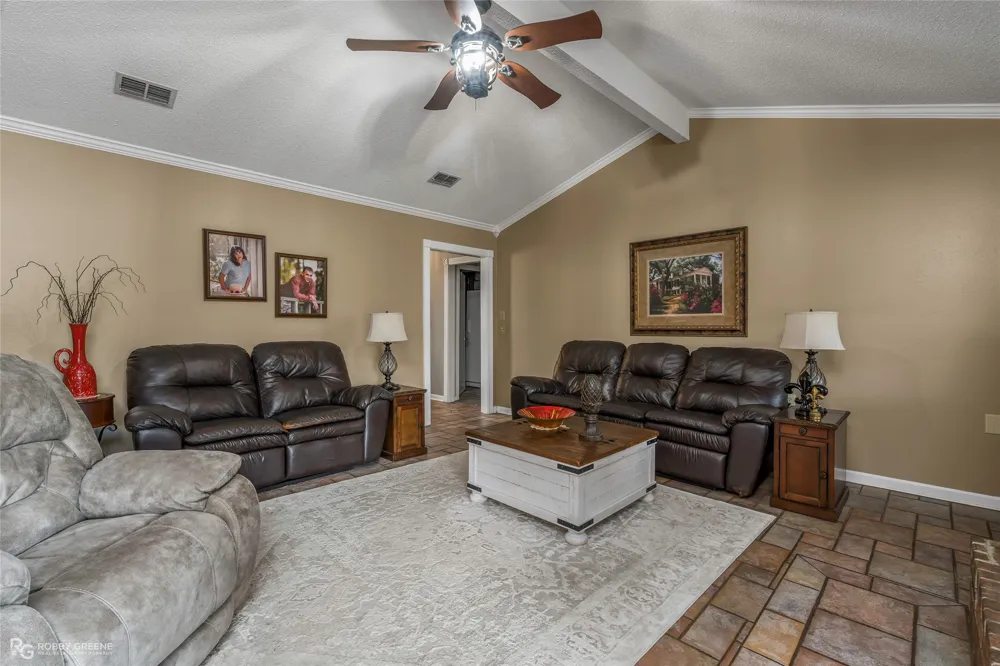 4614 Parkridge Drive Benton, LA 71006