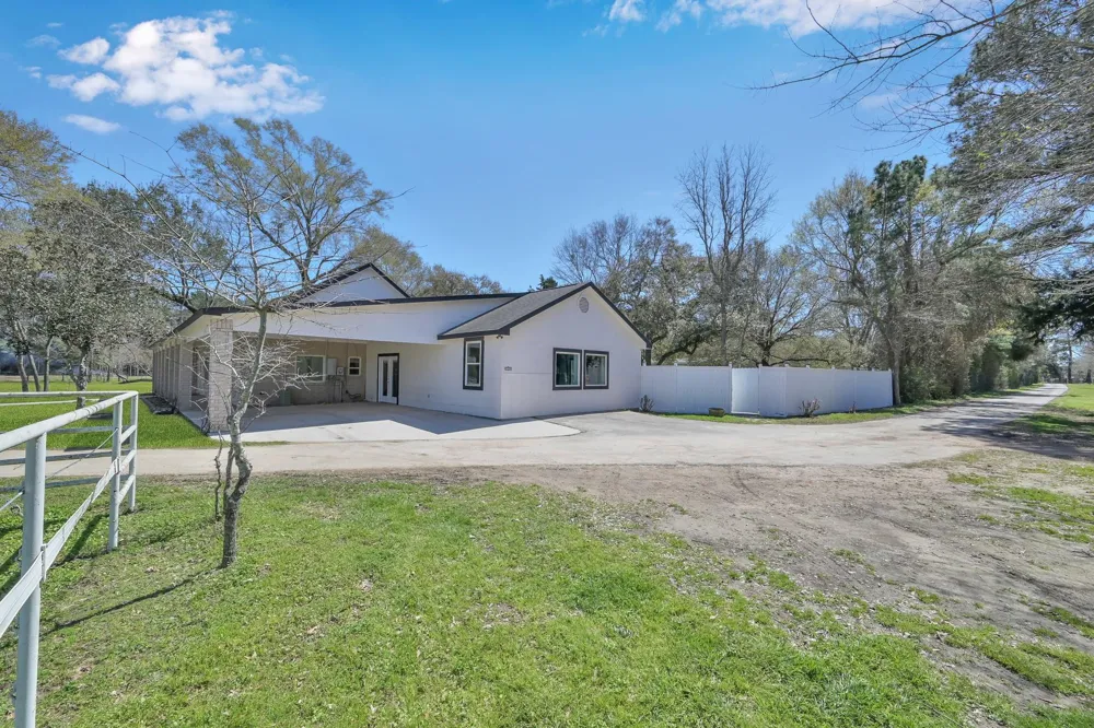 10420 Hufsmith Road Tomball, TX 77375