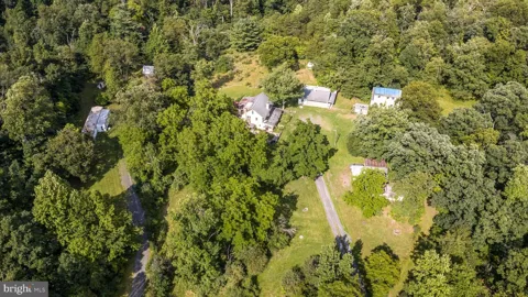403 PERRY AUGER ROAD