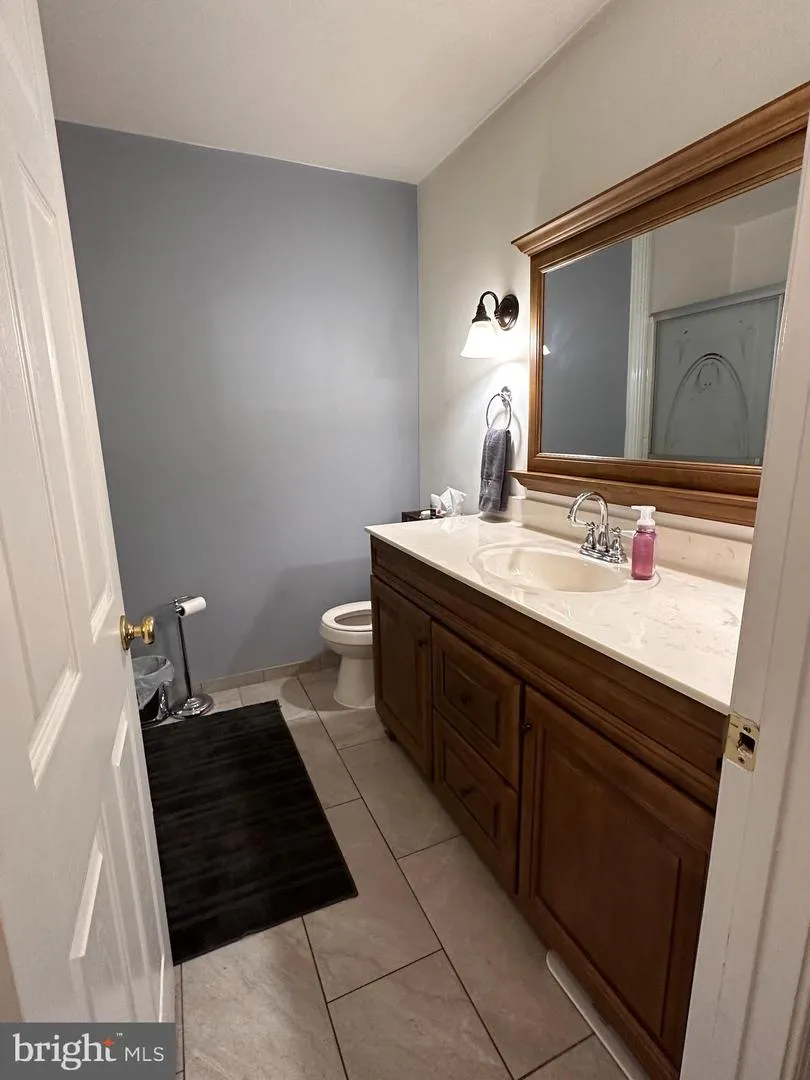 10651 DEACON ROAD White Plains, MD 20695