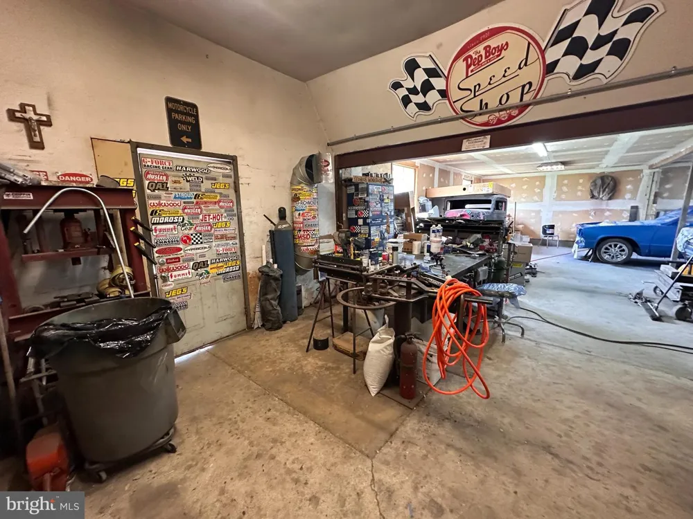 10651 DEACON ROAD White Plains, MD 20695