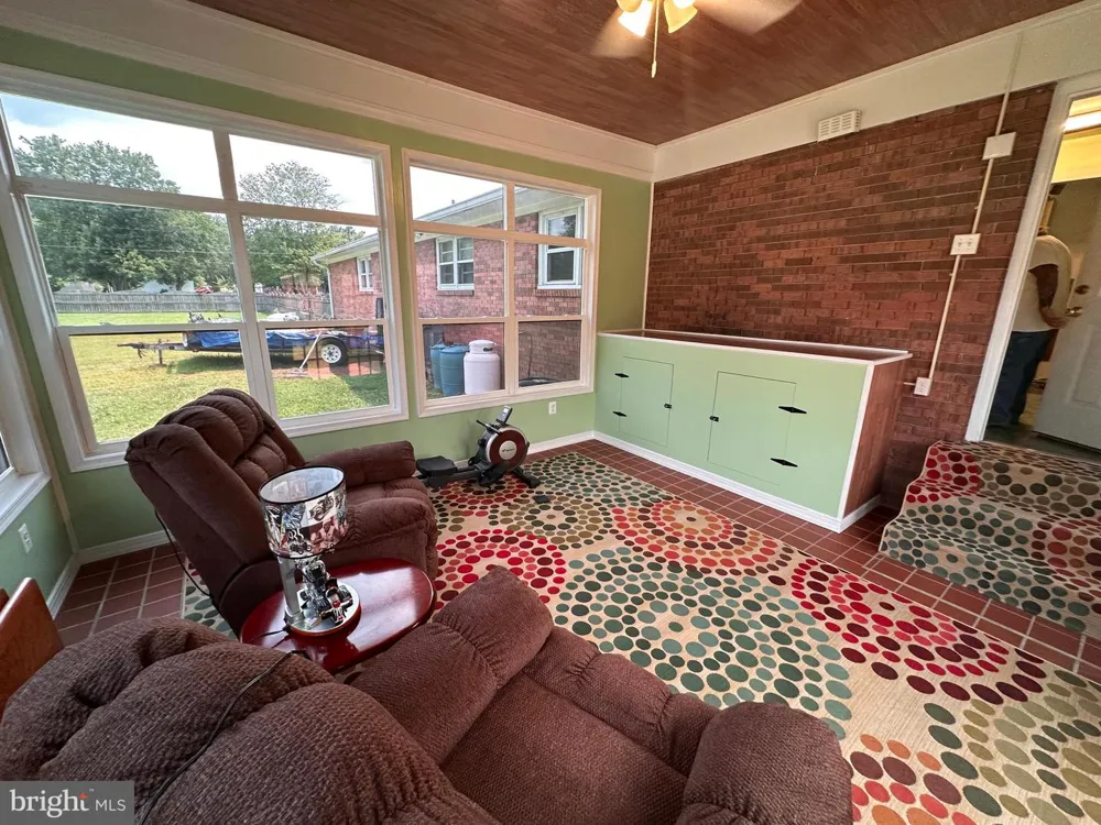 10651 DEACON ROAD White Plains, MD 20695