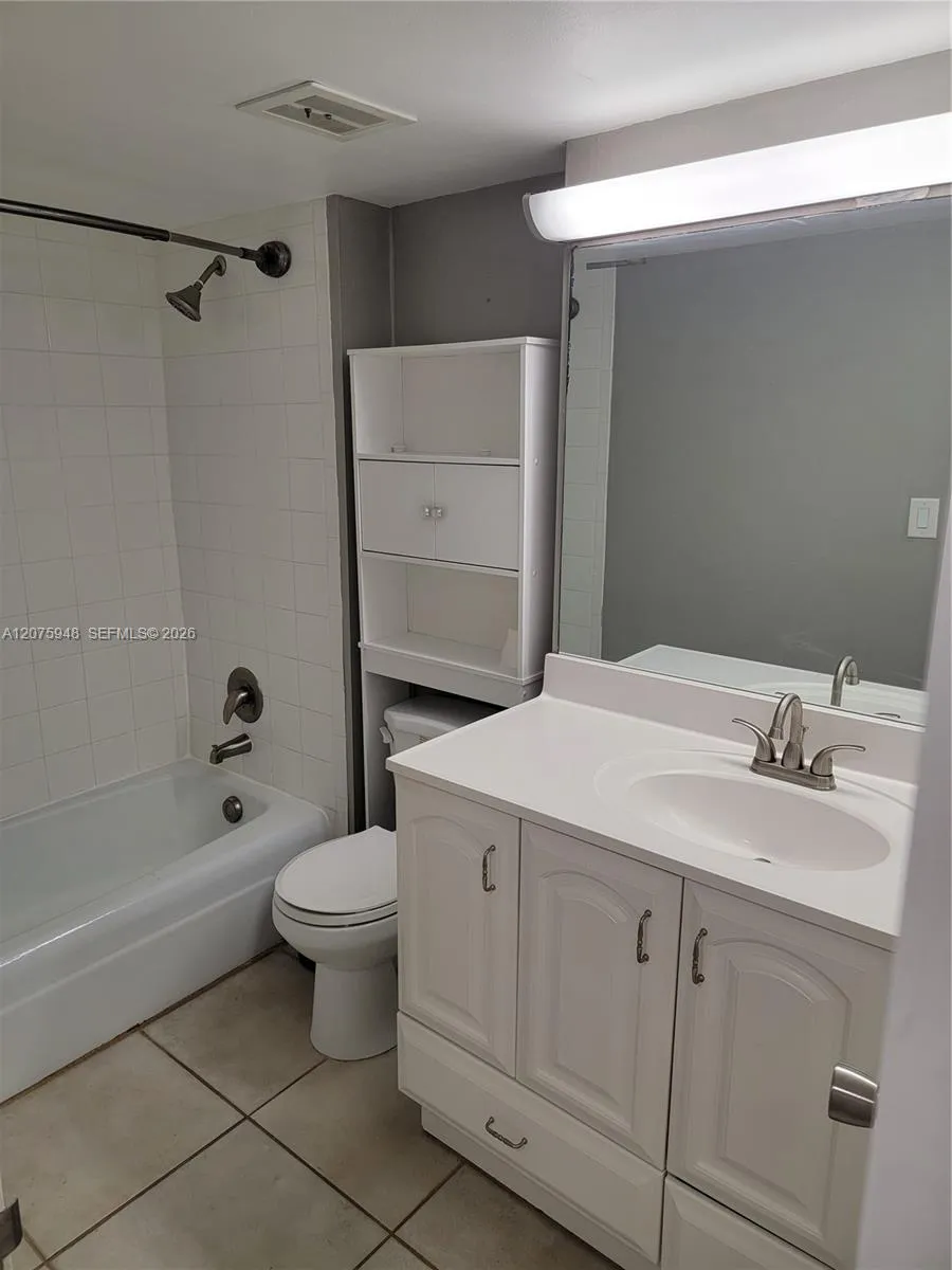 4440 NW 79th Ave #2G Doral, FL 33166