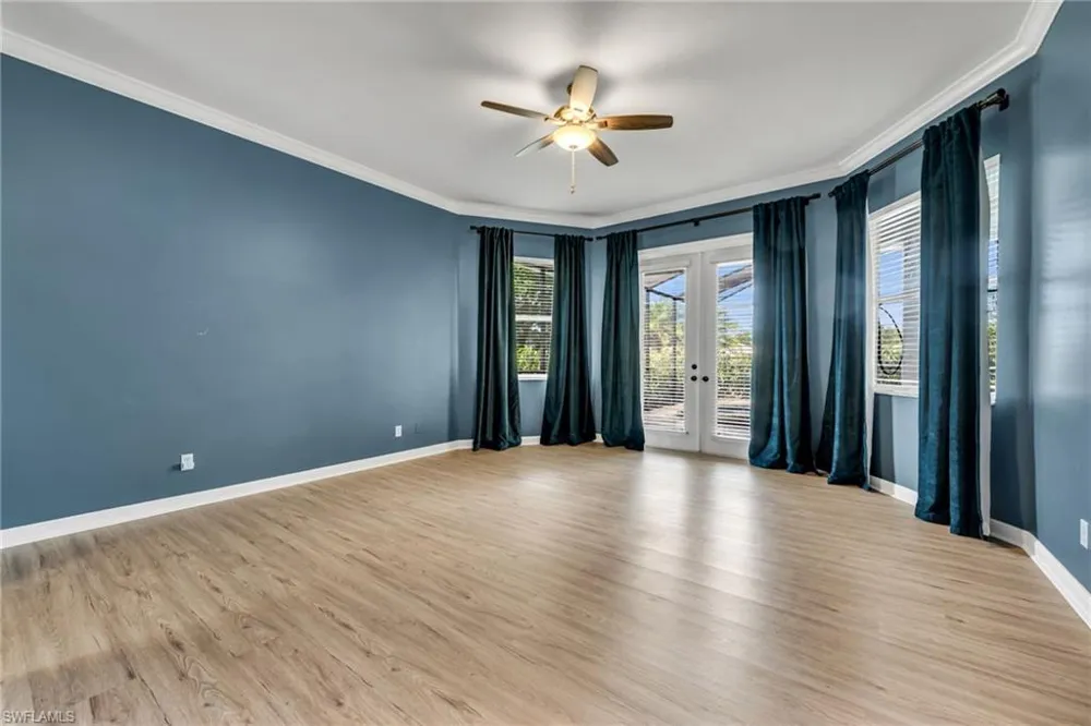 4638 Turnstone Court Naples, FL 34119