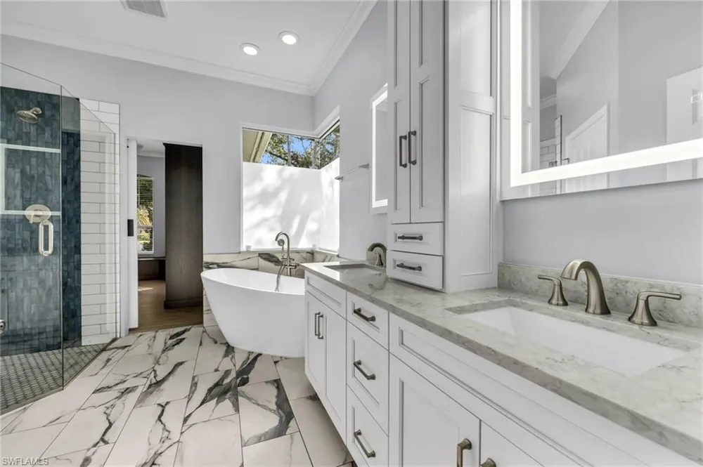 4638 Turnstone Court Naples, FL 34119