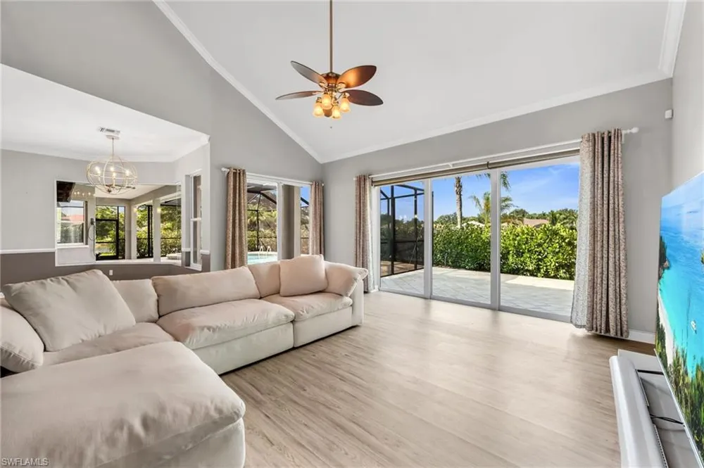 4638 Turnstone Court Naples, FL 34119