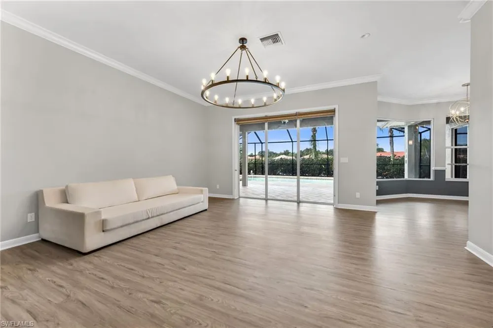 4638 Turnstone Court Naples, FL 34119