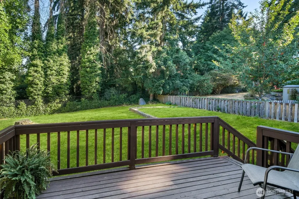 810 S 301st Place Federal Way, WA 98003