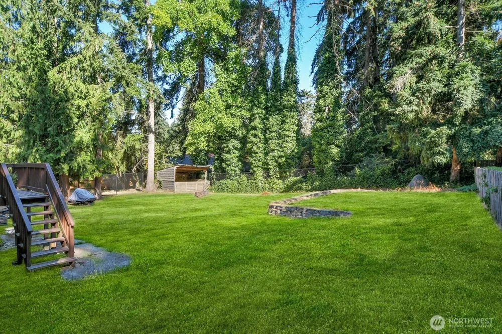 810 S 301st Place Federal Way, WA 98003