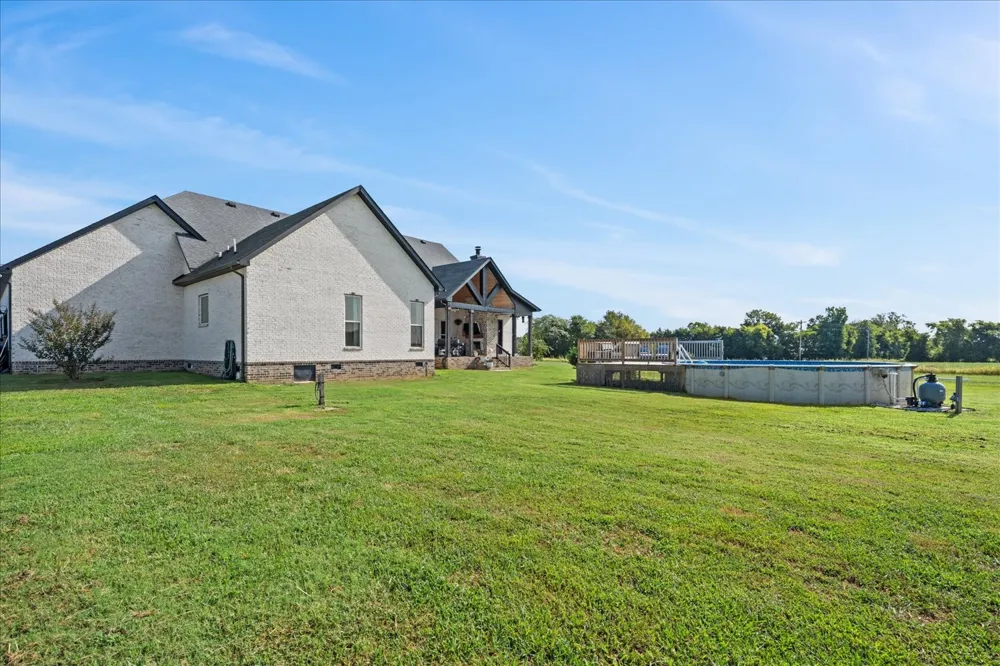 742 Kingdom Rd Unionville, TN 37180