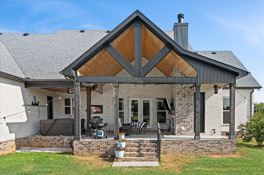 742 Kingdom Rd Unionville, TN 37180