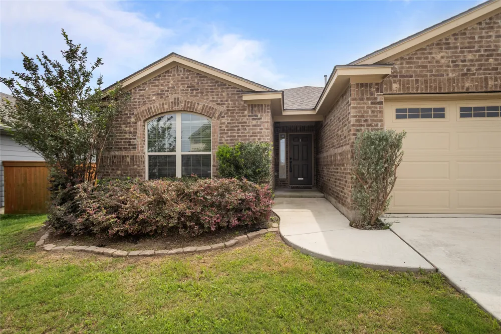 104 Cypress Hills Road San Marcos, TX 78666