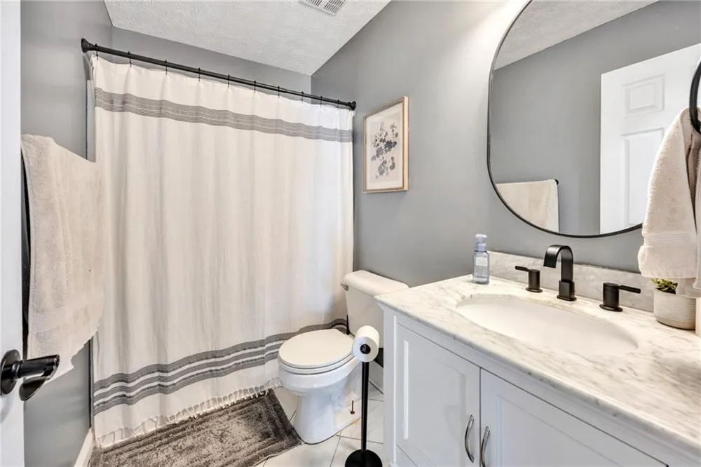 514 Hamlet Drive Loganville, GA 30052