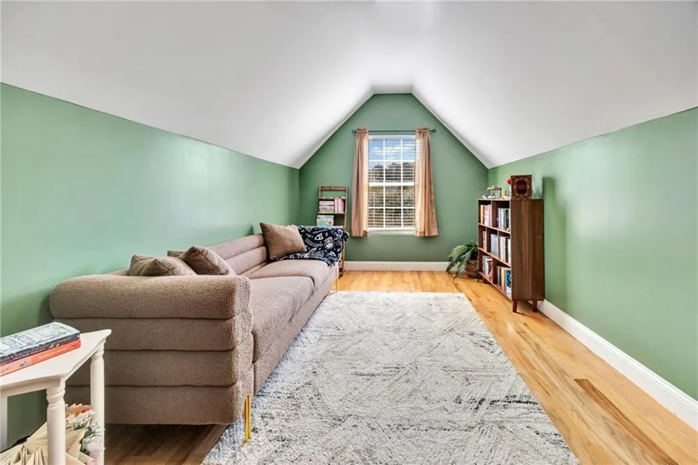 514 Hamlet Drive Loganville, GA 30052
