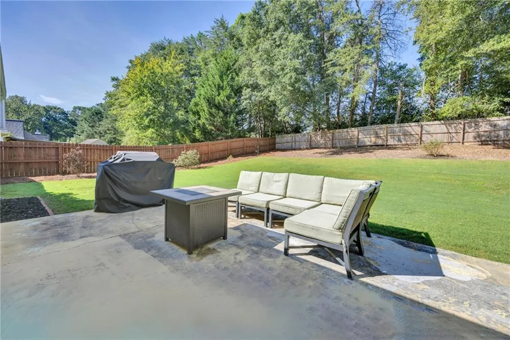 514 Hamlet Drive Loganville, GA 30052
