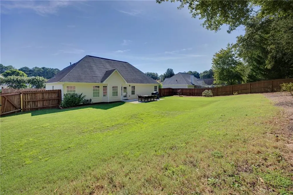 514 Hamlet Drive Loganville, GA 30052