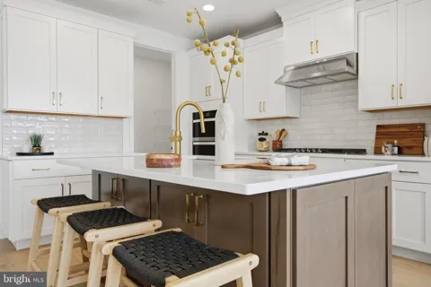 102 ALROY ROAD #HOMESITE 204