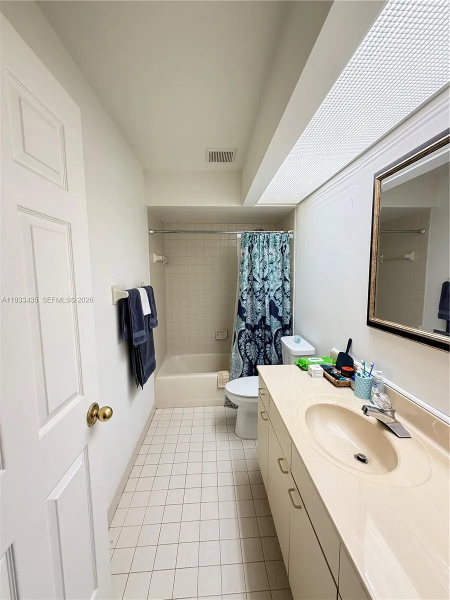5200 SE Seascape Way #201 Stuart, FL 34997