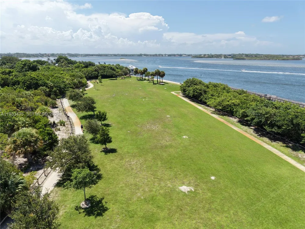 5200 SE Seascape Way #201 Stuart, FL 34997