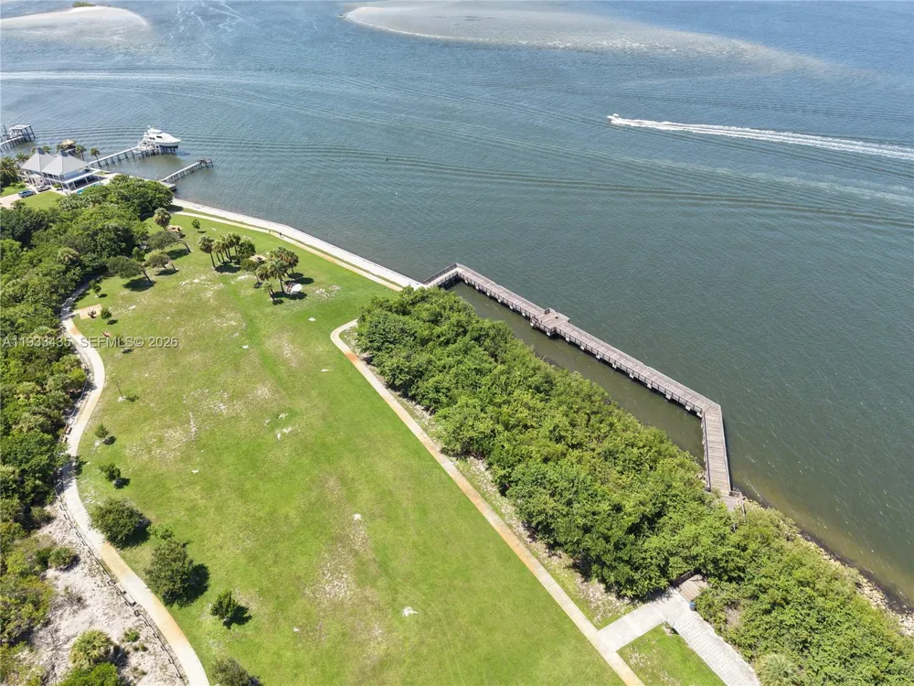 5200 SE Seascape Way #201 Stuart, FL 34997