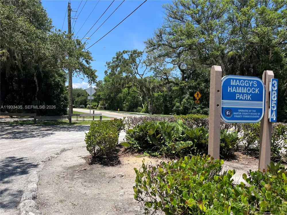 5200 SE Seascape Way #201 Stuart, FL 34997