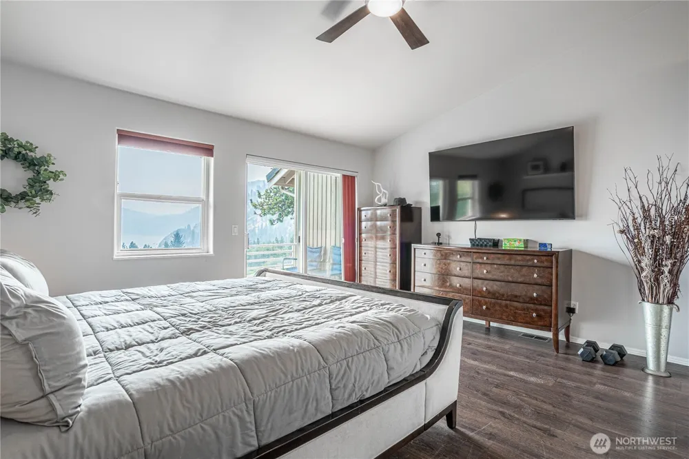 11415 S Lakeshore Road #21 Chelan, WA 98816