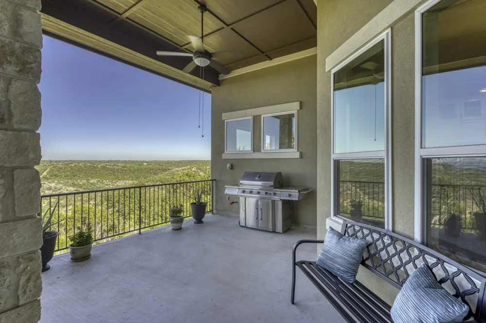235 Chestnut Crossing Burnet, TX 78611
