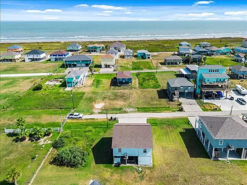 157 Verdia Drive Crystal Beach, TX 77650