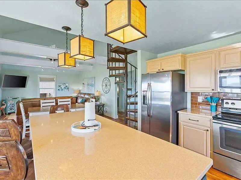 157 Verdia Drive Crystal Beach, TX 77650