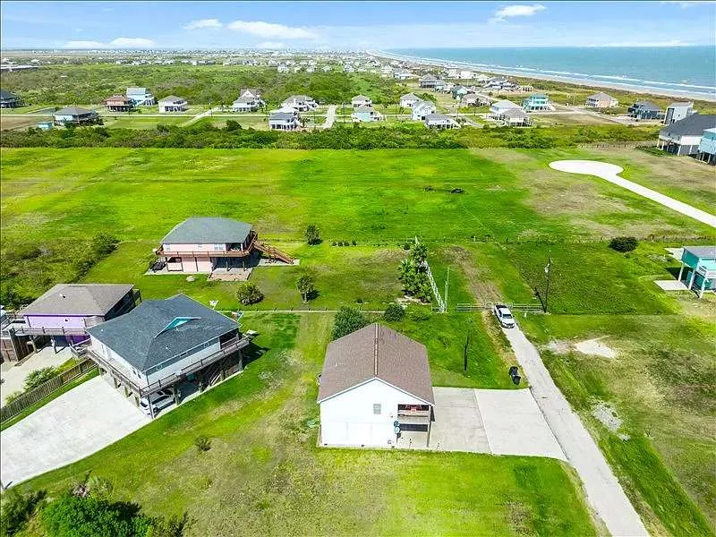 157 Verdia Drive Crystal Beach, TX 77650