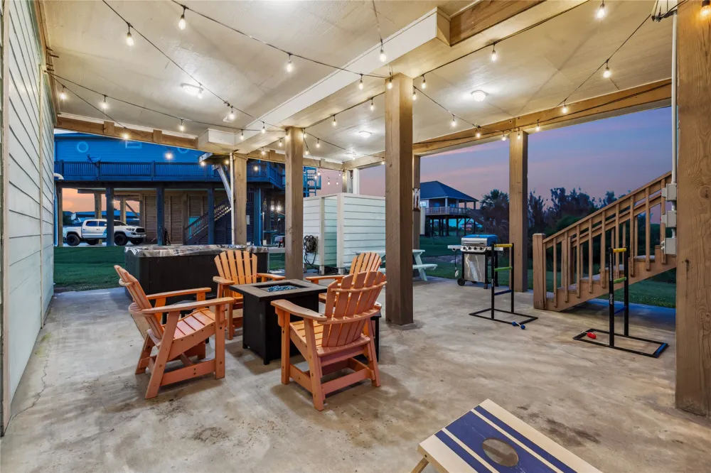 157 Verdia Drive Crystal Beach, TX 77650