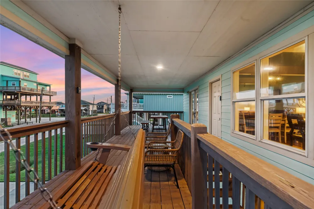 157 Verdia Drive Crystal Beach, TX 77650