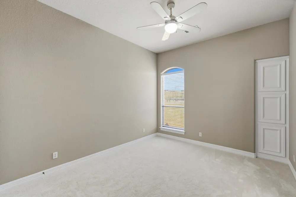 835 Hall Road Alvin, TX 77511