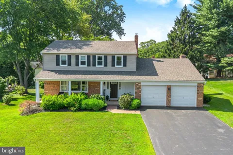 256 CLOVER CIRCLE