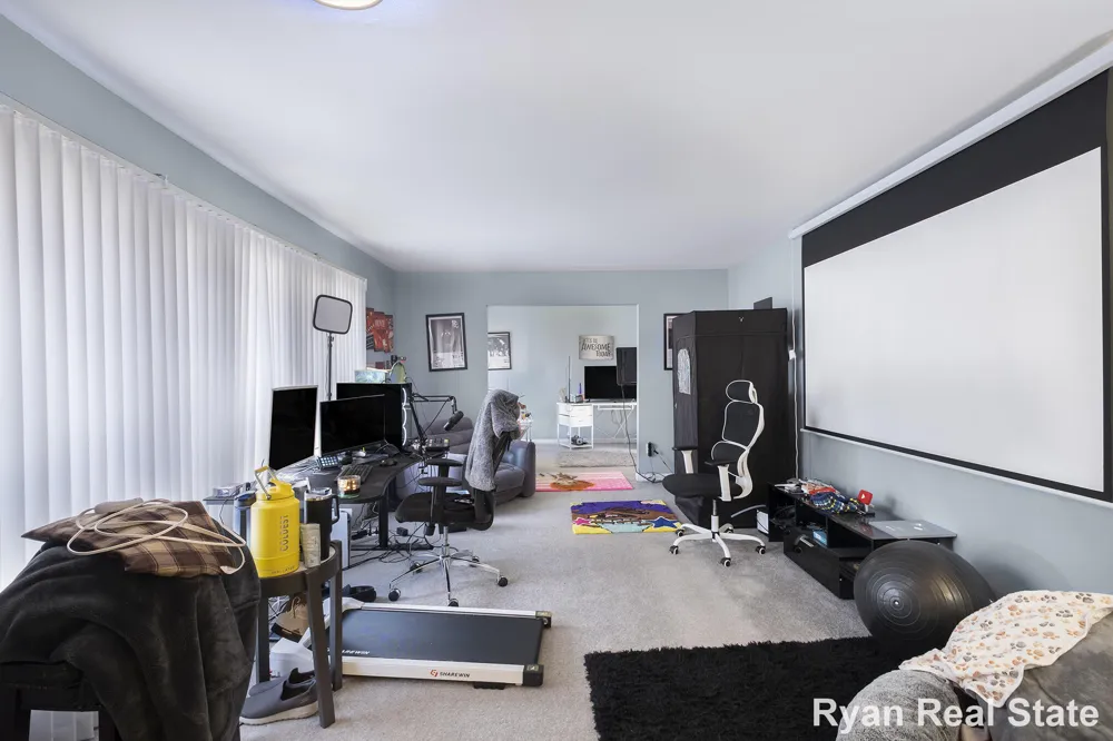 1841 Springfield Street Flint, MI 48503