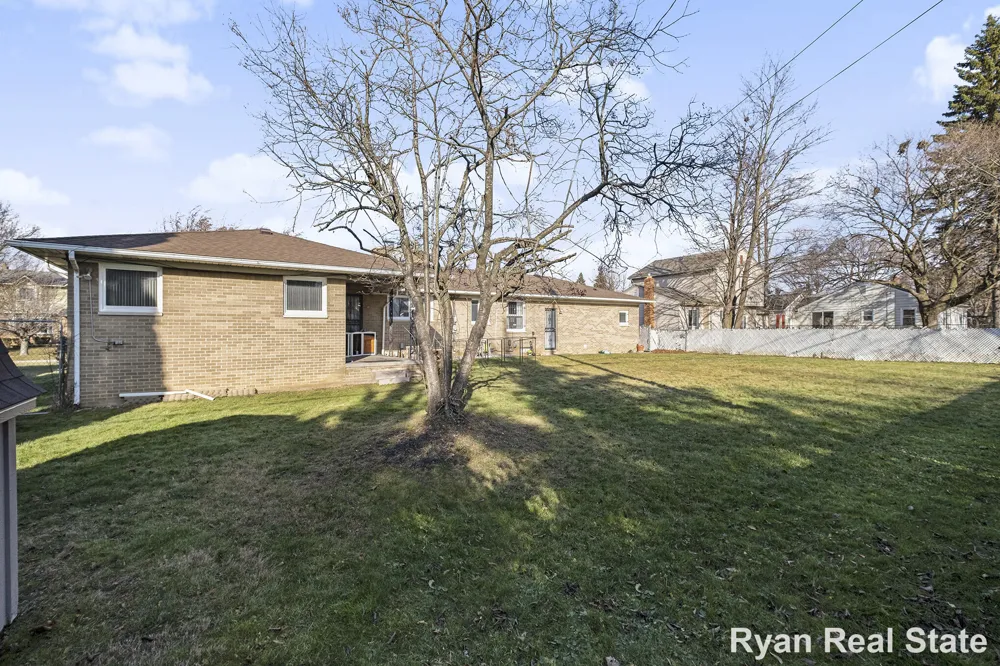 1841 Springfield Street Flint, MI 48503