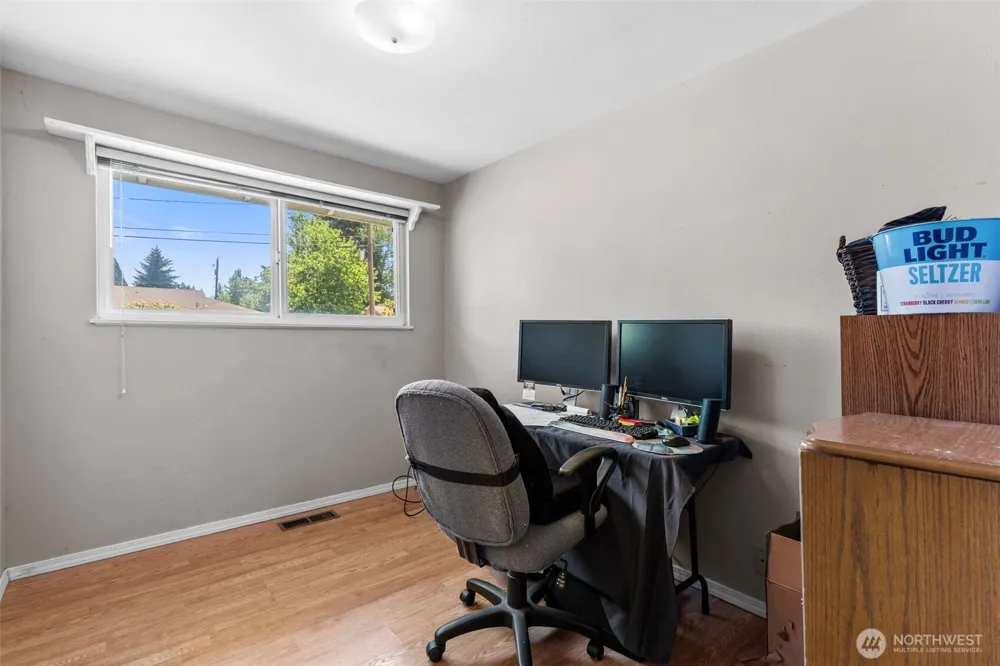 1005 20th Street SE Auburn, WA 98002